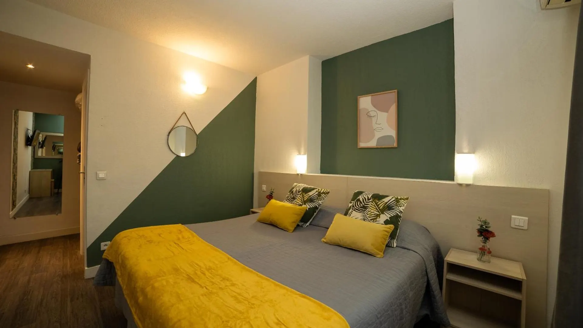 Hotel Parisien 멍똥