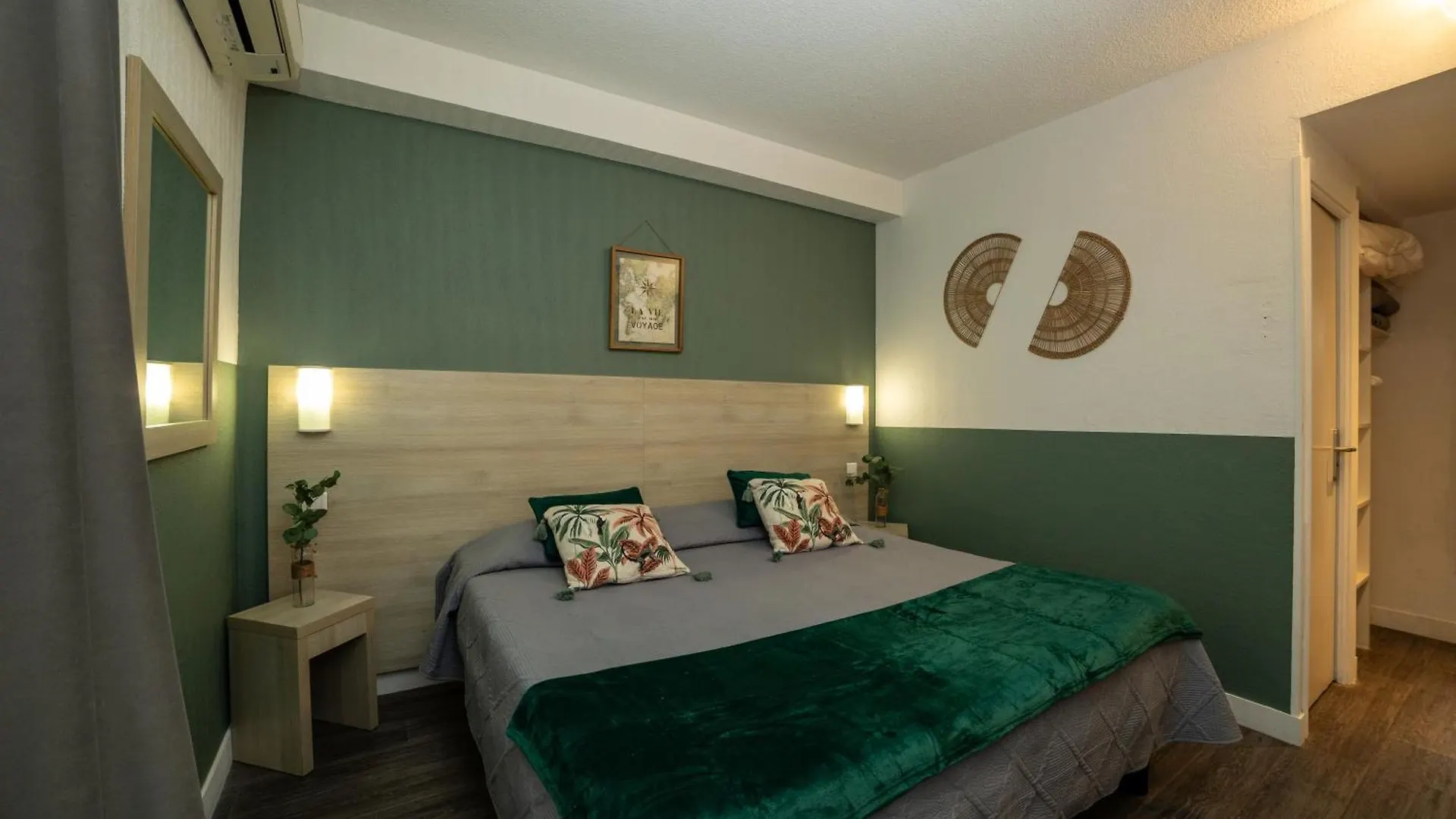 Hotel Parisien 멍똥