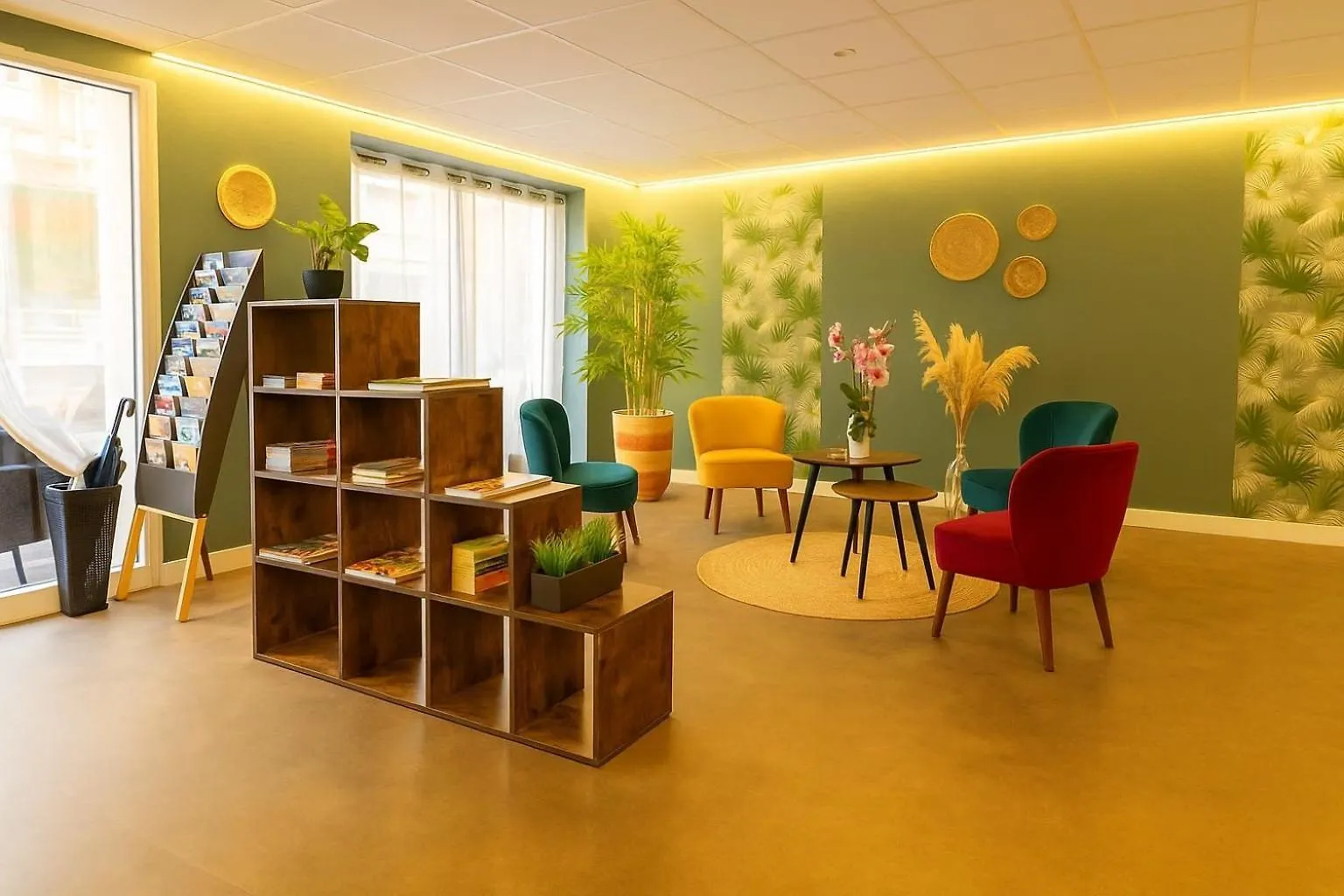 Hotel Parisien Menton 2*,