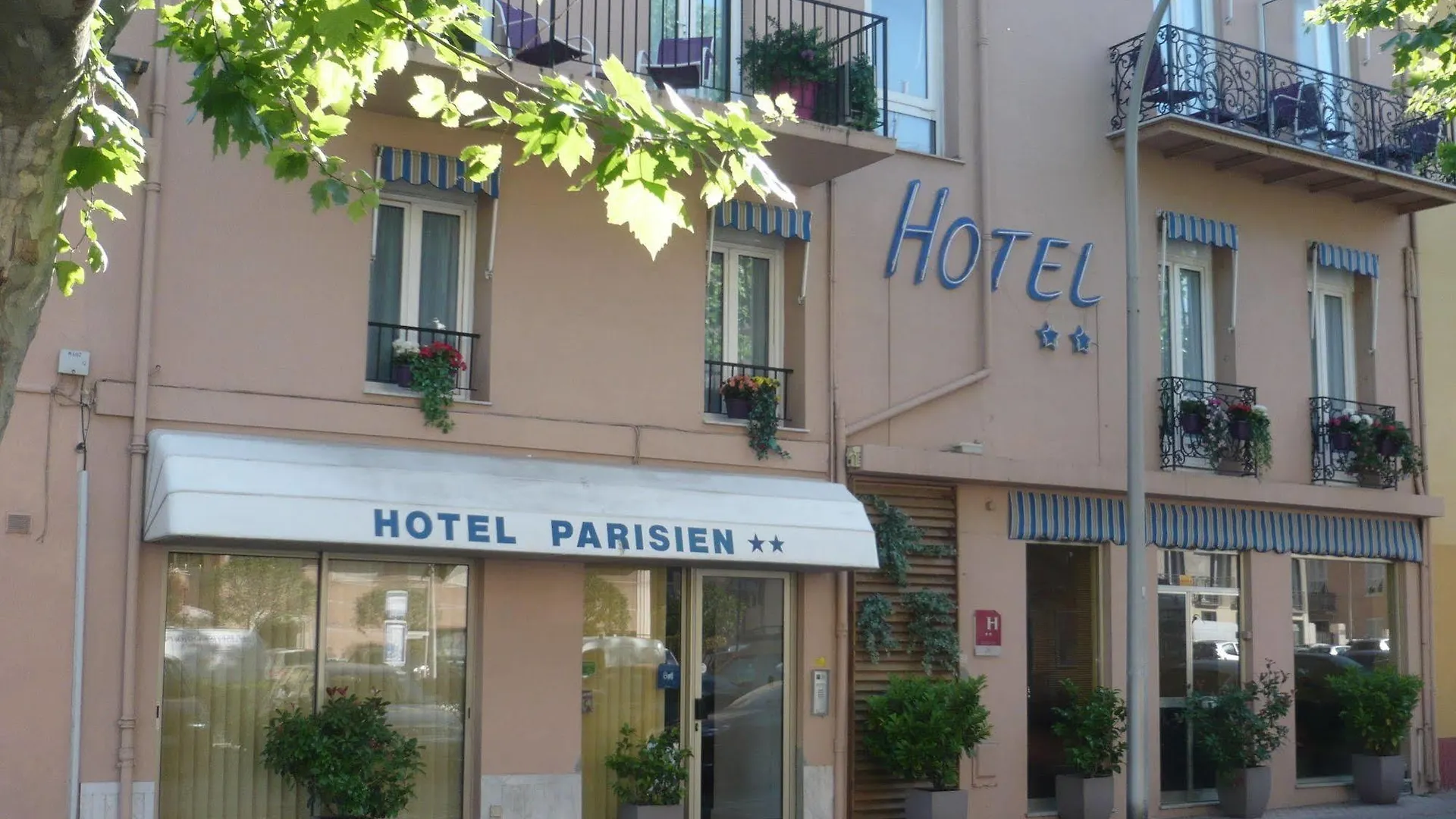 Hotel Parisien Menton