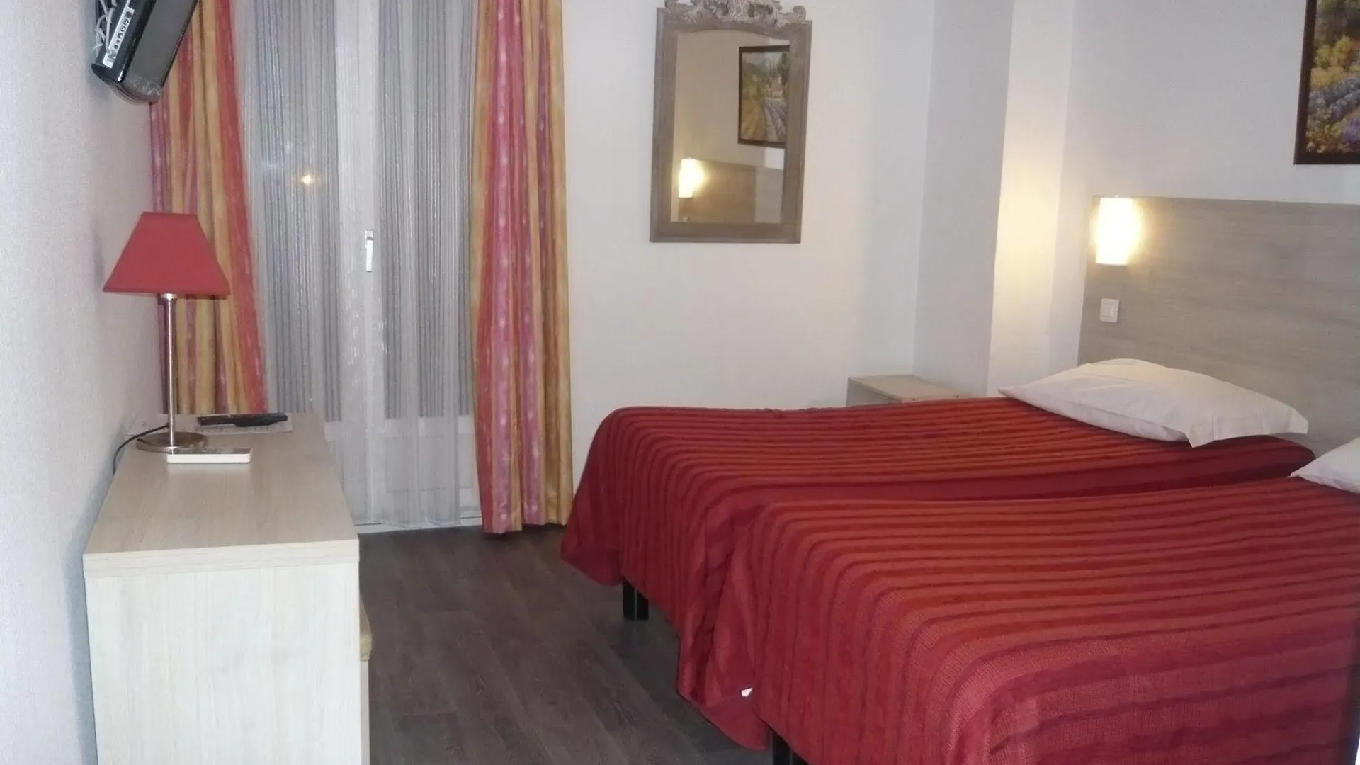Hotel Parisien Menton