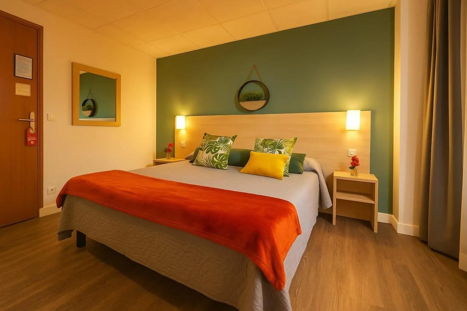 Hotel Parisien Menton