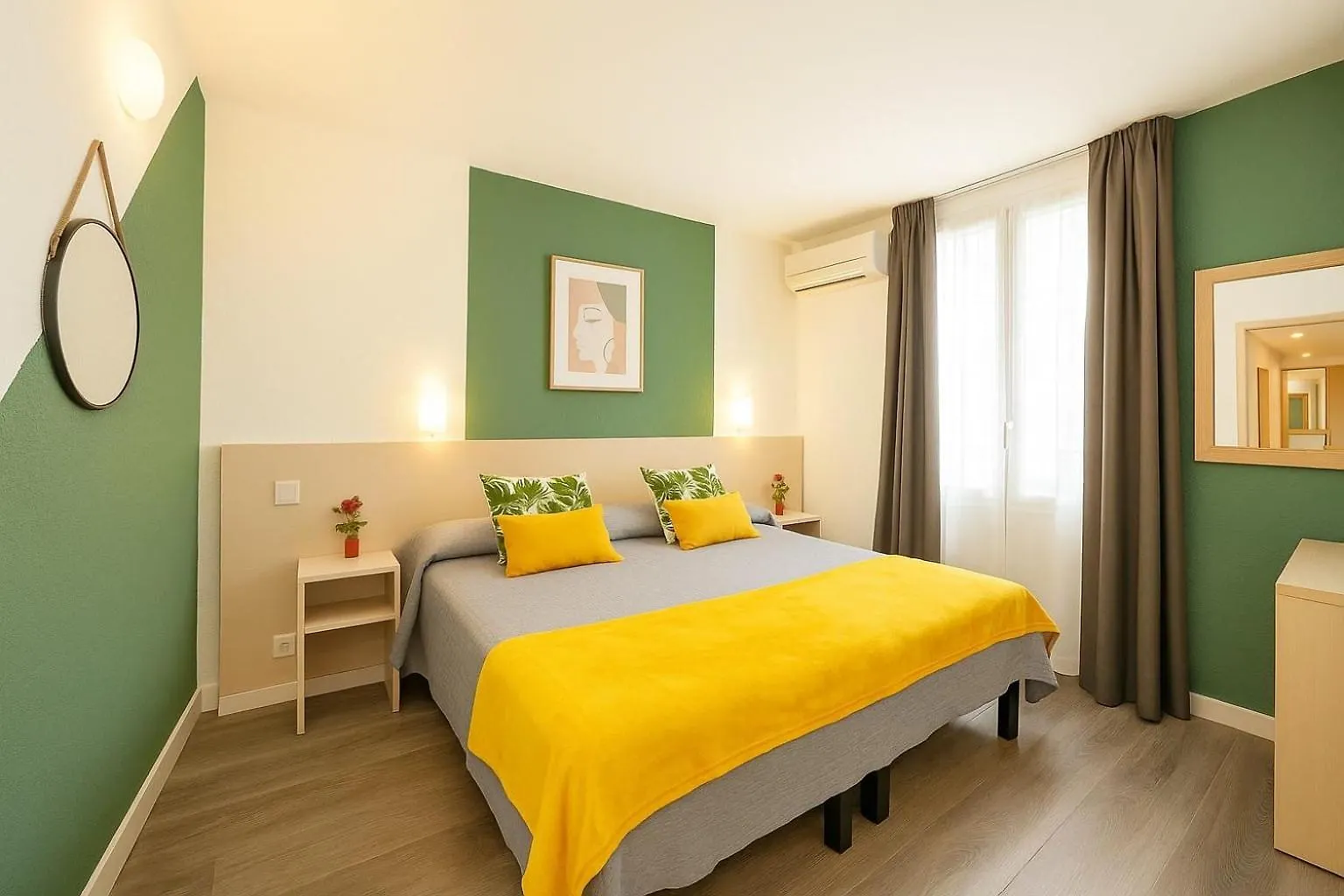 Hotel Parisien Menton
