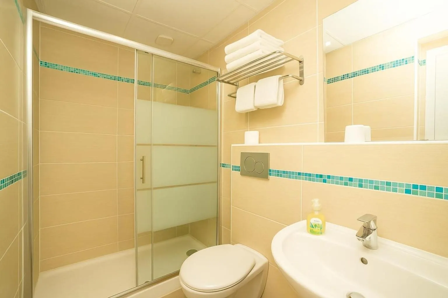 Hotel Parisien Menton