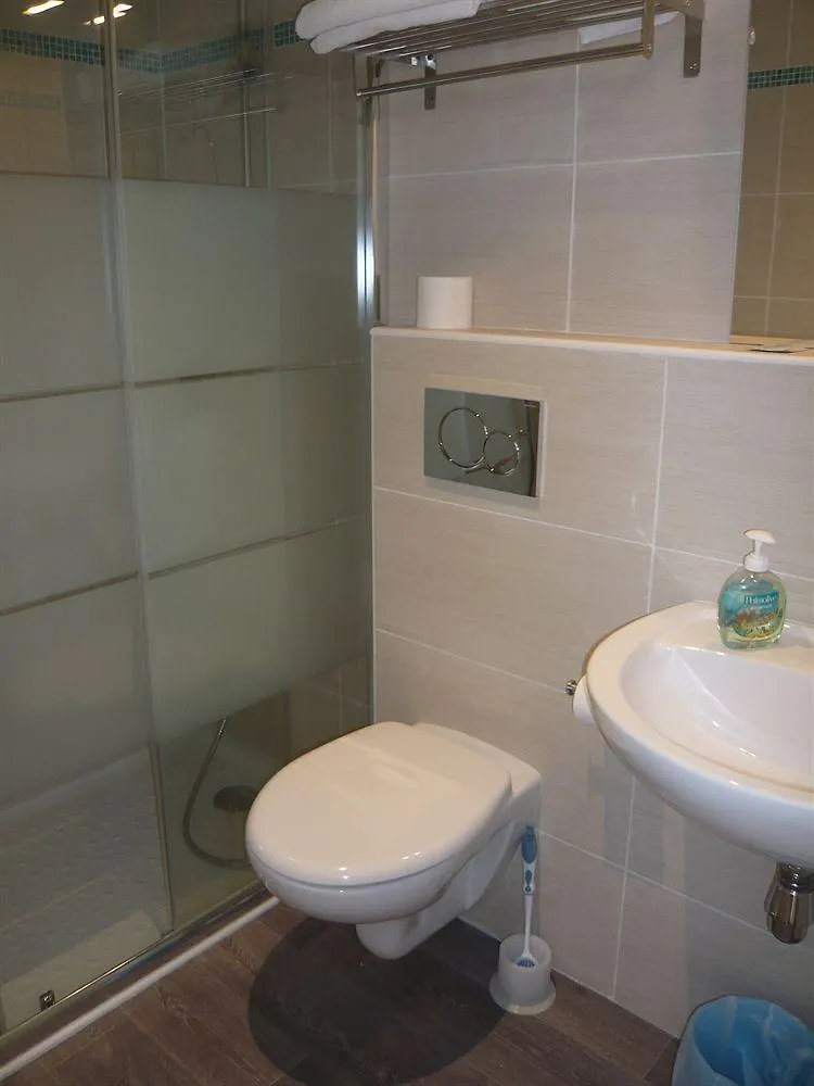Hotel Parisien Menton France