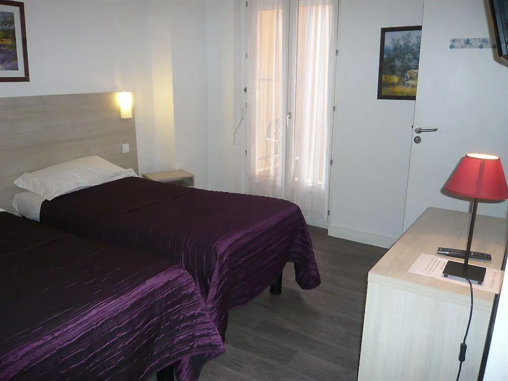 Hotel Parisien Menton Francia