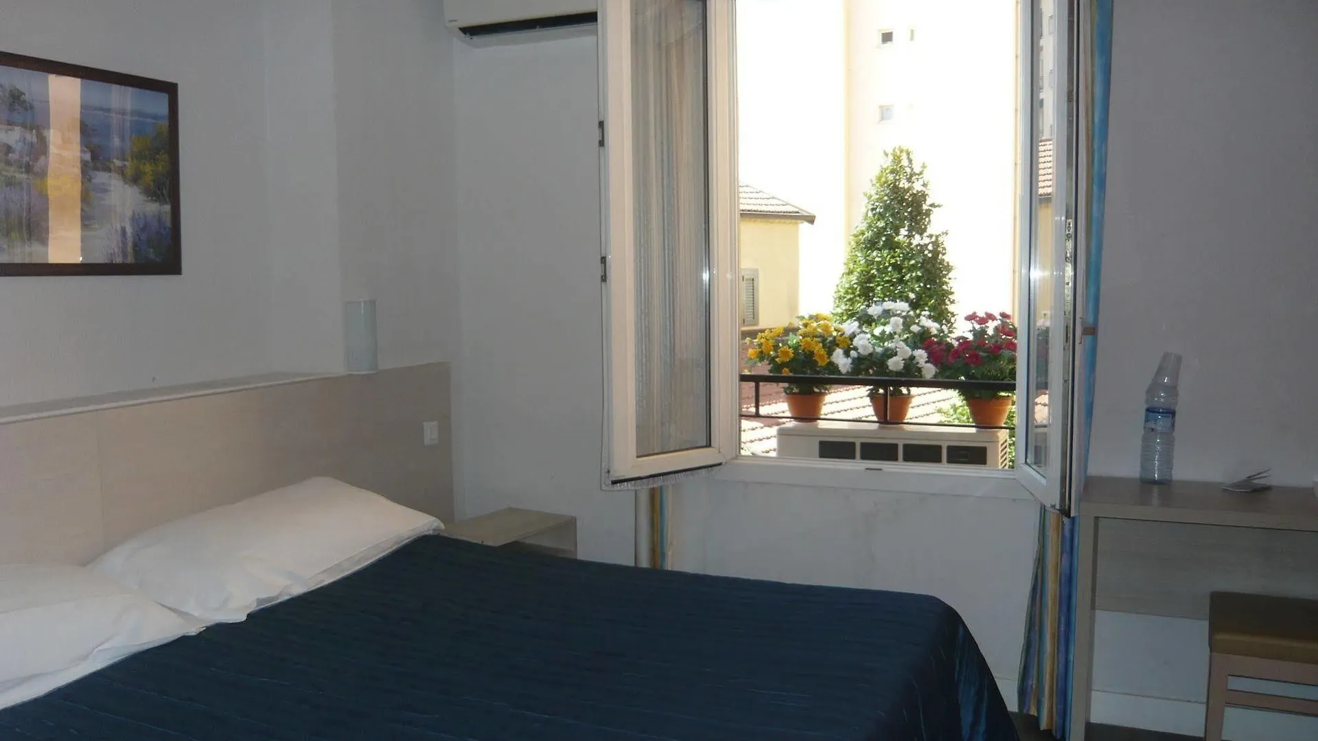 Hotel Parisien Menton